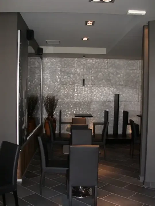 Arredamento su misura bar Luxury 2